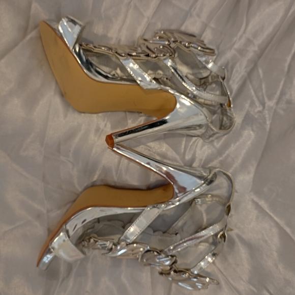 Goddess Shoes - Silver strappy Goddess Wings pump stilletos Size 38